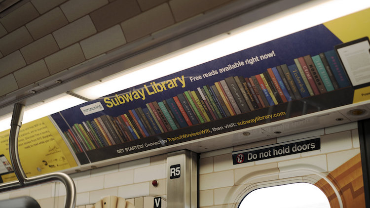 Librairie Métro New-York Brève Culture Livres Oeuvre Transports SUbway