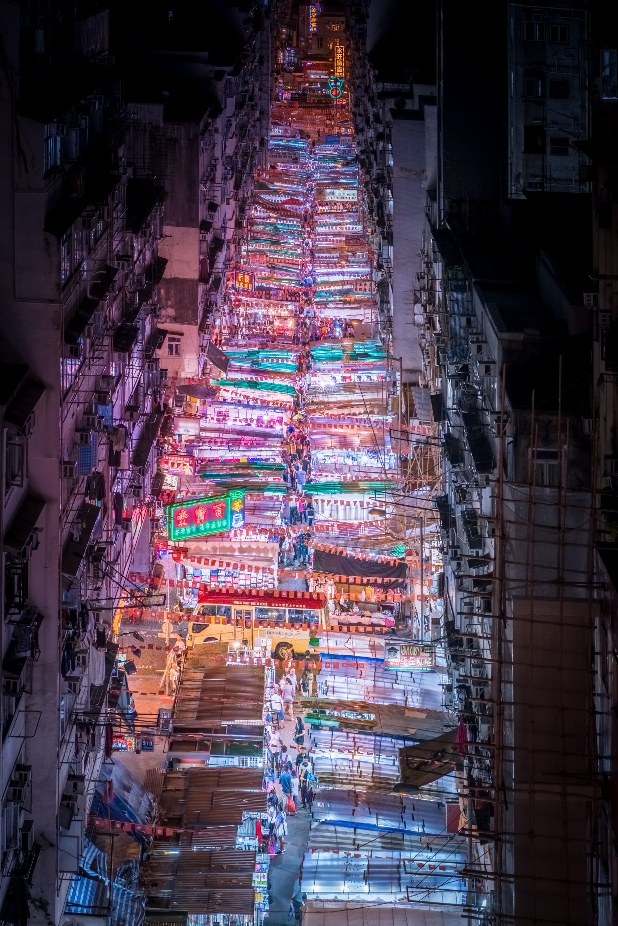 Ultraviolet Break of Day Marcus Wendt Hong-Kong Nuit Néon Insomnie Photographie Portfolio Asie Chine