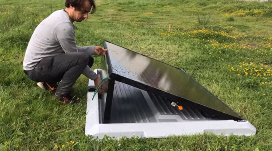 Greenakku invente un panneau solaire « prêt à l'emploi » qui s'installe en  5 min sur une clôture de jardin - NeozOne