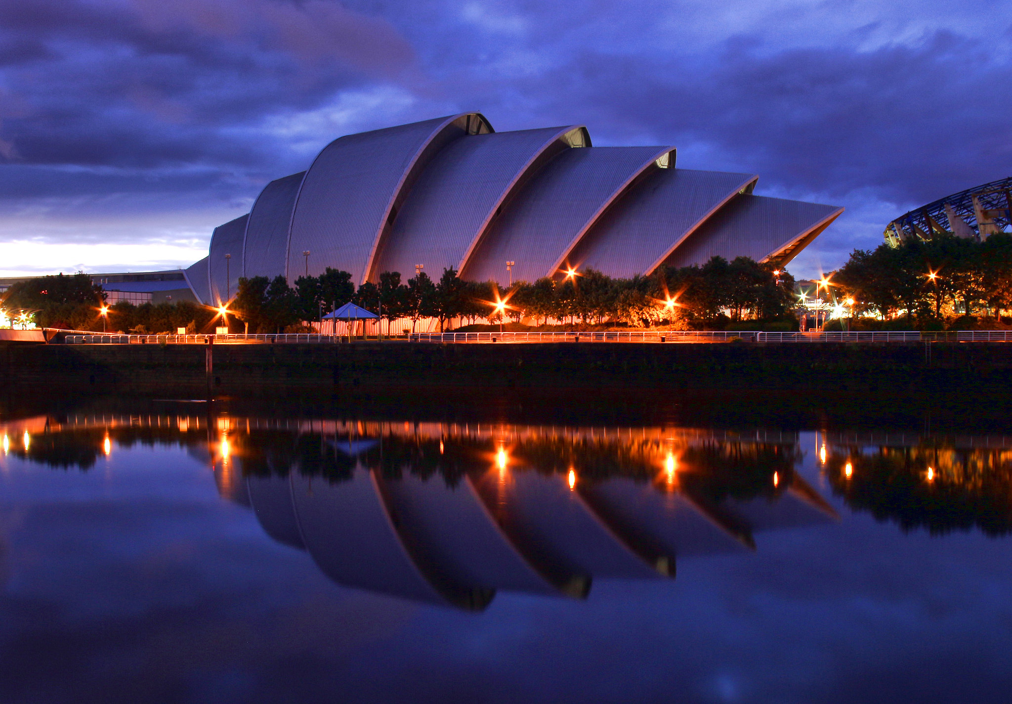 🏢 Norman Foster, génie de l'architecture ⎮ Lumières de la ville 🏢 Norman Foster, génie de l'architecture ⎮ Lumières de la ville